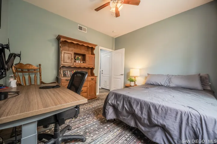 1815 Crossroads St, Chula Vista, California 91915