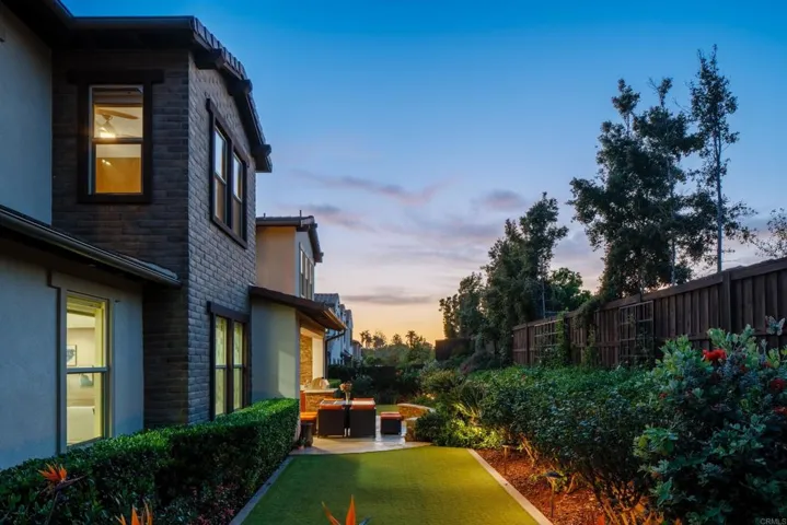 698 Normandy, Encinitas, California 92024