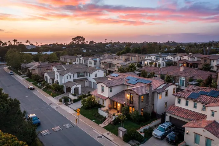698 Normandy, Encinitas, California 92024
