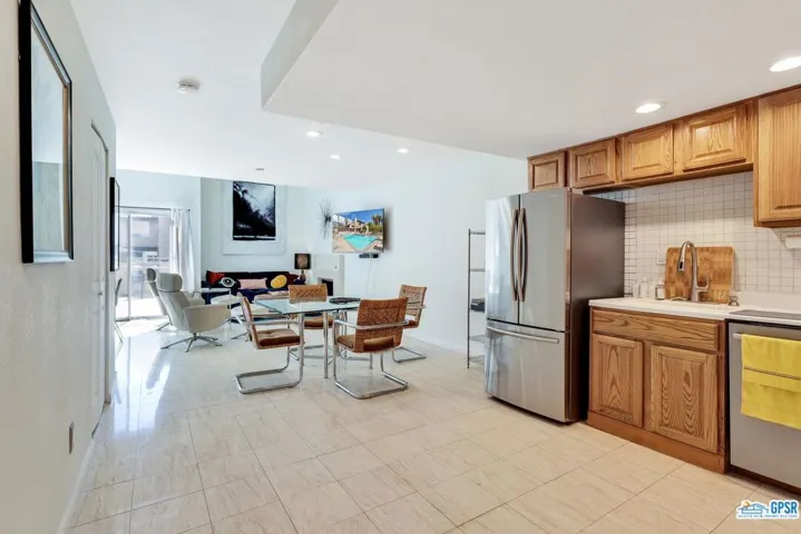280 S Avenida Caballeros 201, Palm Springs, California 92262