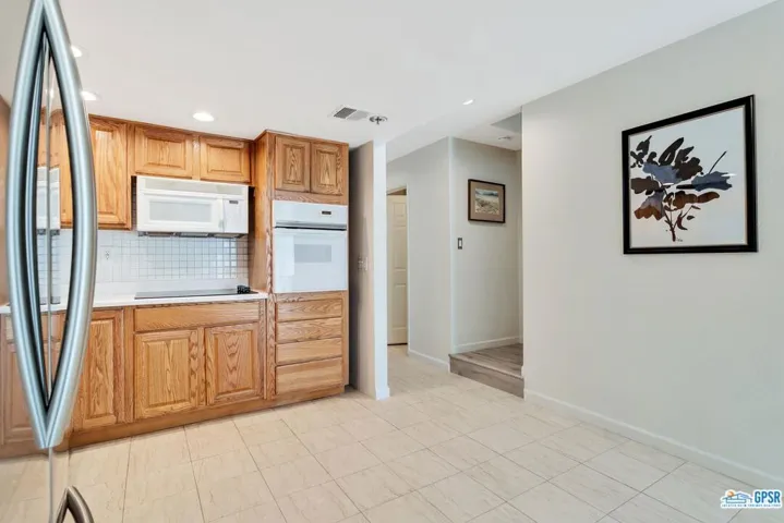 280 S Avenida Caballeros 201, Palm Springs, California 92262