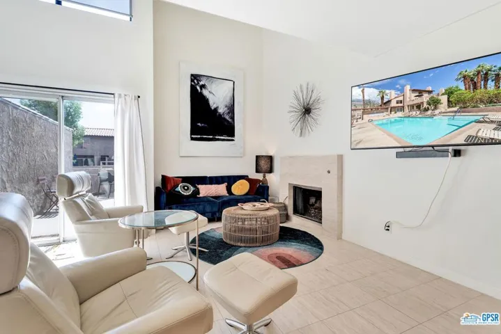 280 S Avenida Caballeros 201, Palm Springs, California 92262