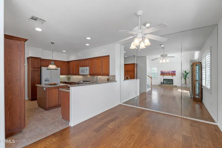 842 Calle Los GAtos MLS-12