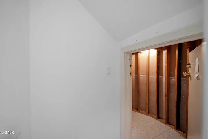 842 Calle Los GAtos MLS-19