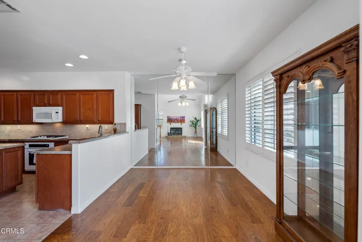 842 Calle Los GAtos MLS-11