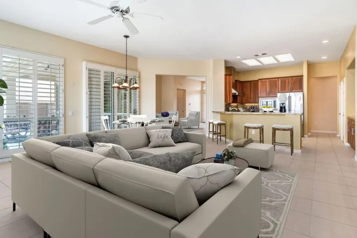 Family Room-Kitchen