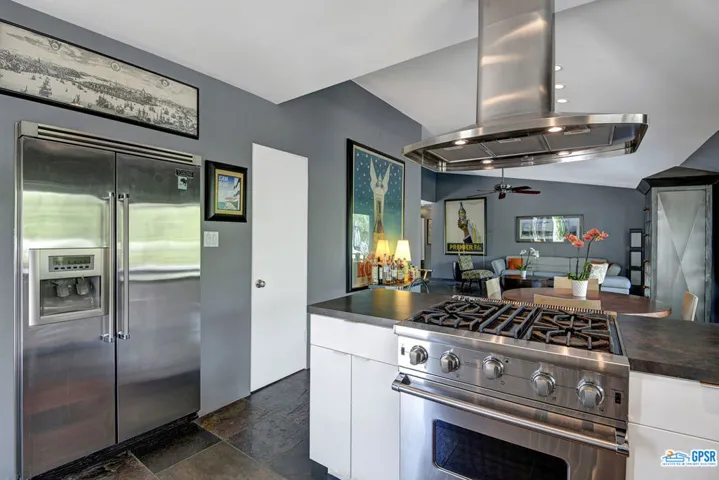 207 N Saturmino Drive, Palm Springs, California 92262