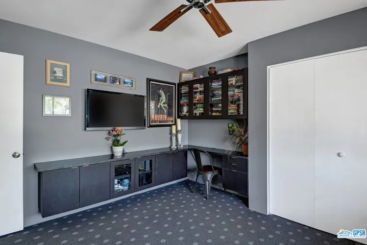 207 N Saturmino Drive, Palm Springs, California 92262