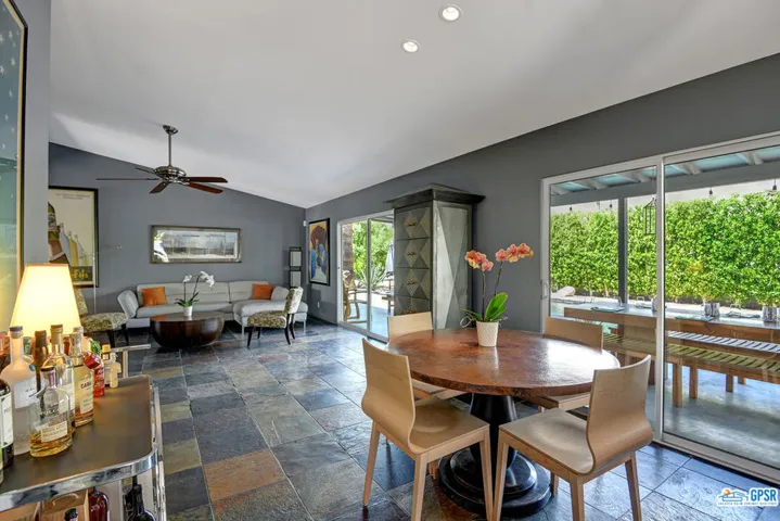 207 N Saturmino Drive, Palm Springs, California 92262