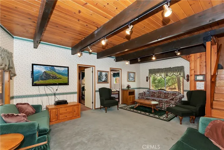 341 Birchwood Drive, Lake Arrowhead, California 92352