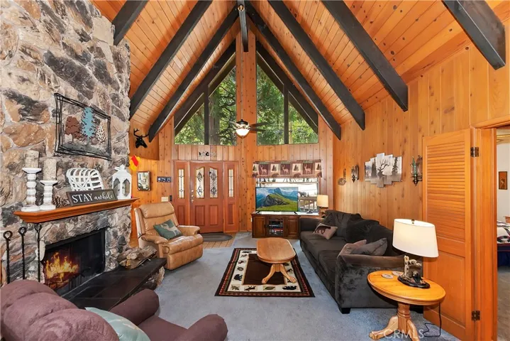 341 Birchwood Drive, Lake Arrowhead, California 92352