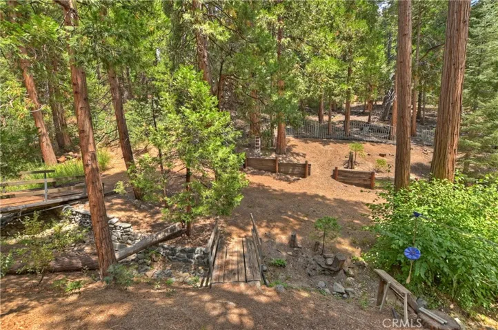 341 Birchwood Drive, Lake Arrowhead, California 92352