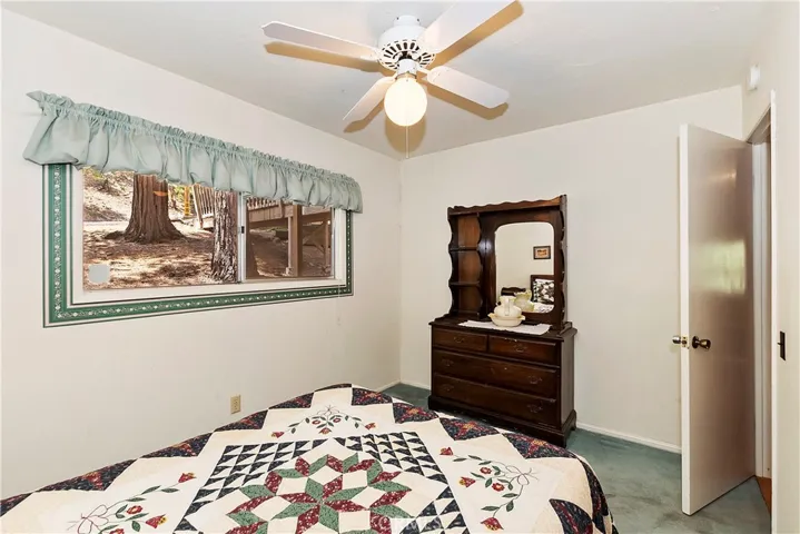 341 Birchwood Drive, Lake Arrowhead, California 92352