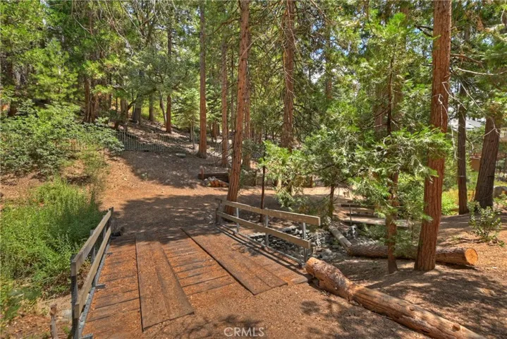 341 Birchwood Drive, Lake Arrowhead, California 92352