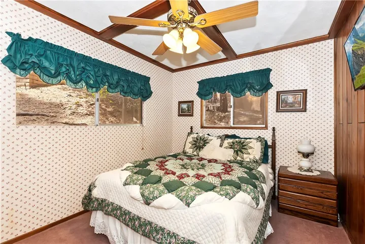 341 Birchwood Drive, Lake Arrowhead, California 92352