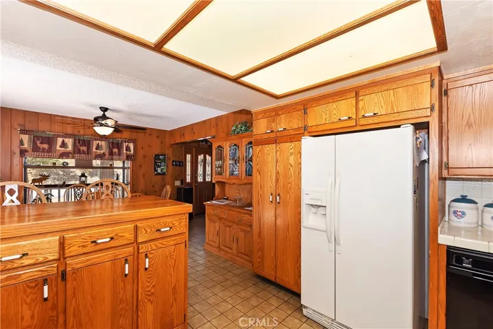 341 Birchwood Drive, Lake Arrowhead, California 92352