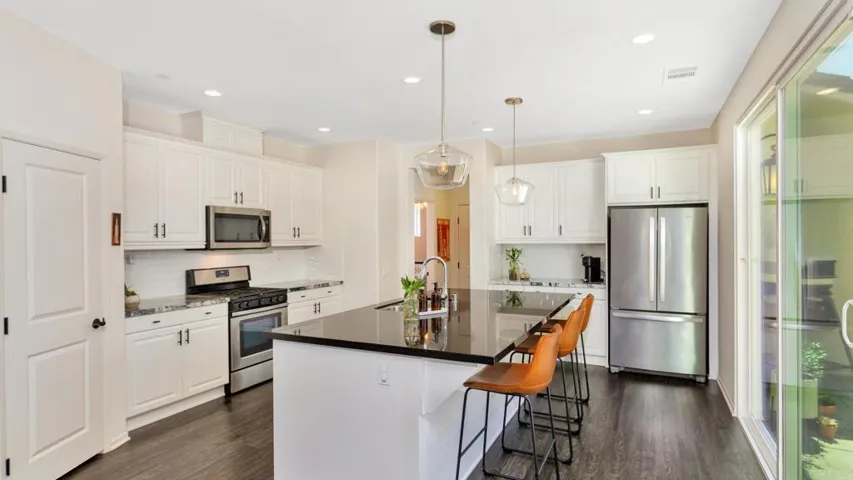 2838 Quilters Drive, Escondido, California 92029