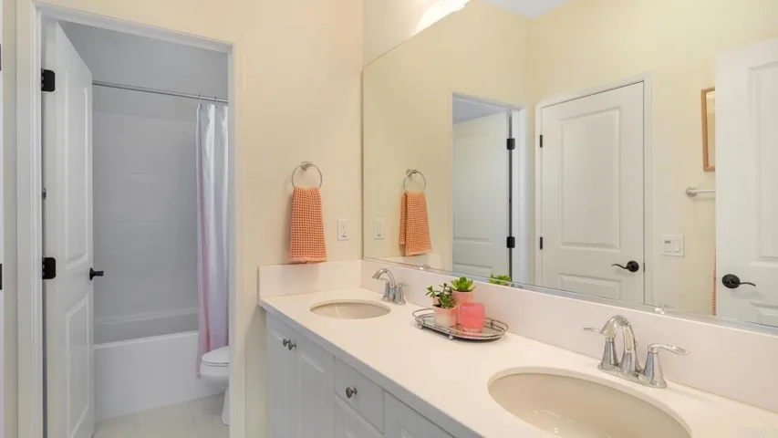 2838 Quilters Drive, Escondido, California 92029