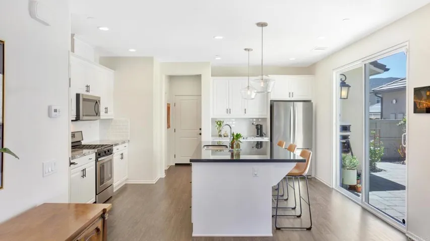 2838 Quilters Drive, Escondido, California 92029