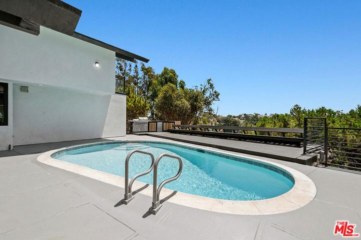 4470 Don Felipe Drive, Baldwin Hills, California 90008