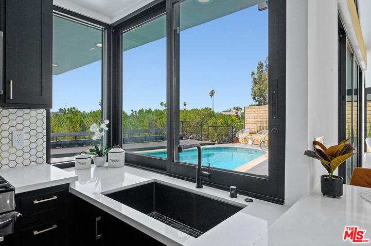 4470 Don Felipe Drive, Baldwin Hills, California 90008
