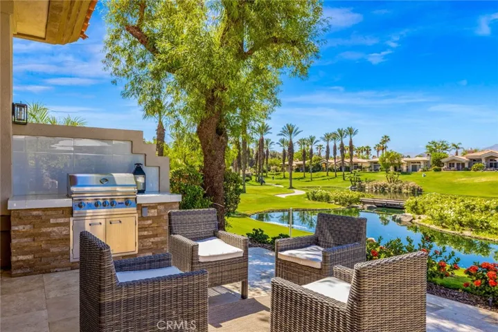 Water views from every angle.