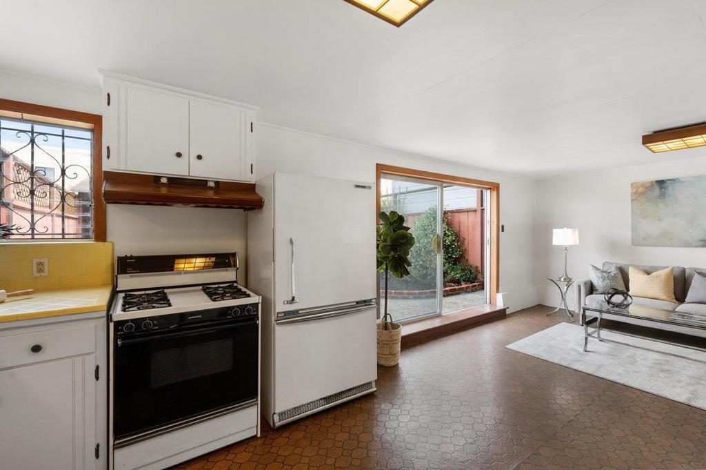 116 School Street, California home-pic-19
