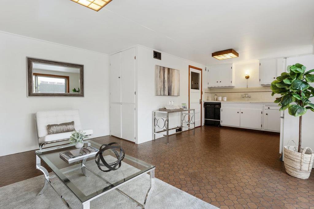 116 School Street, California home-pic-17