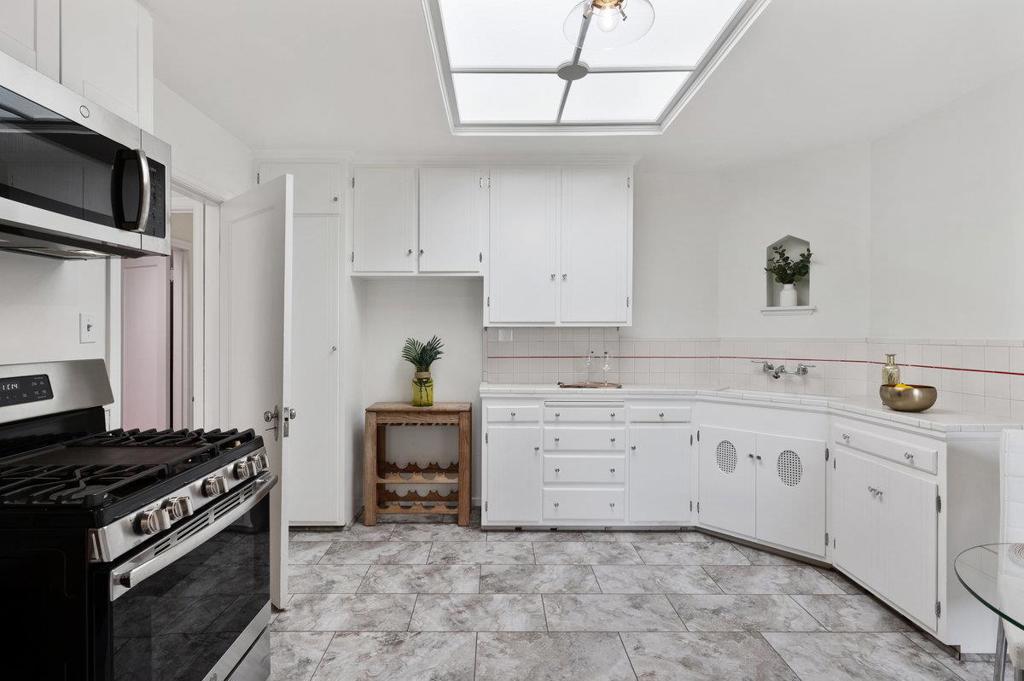 116 School Street, California home-pic-8