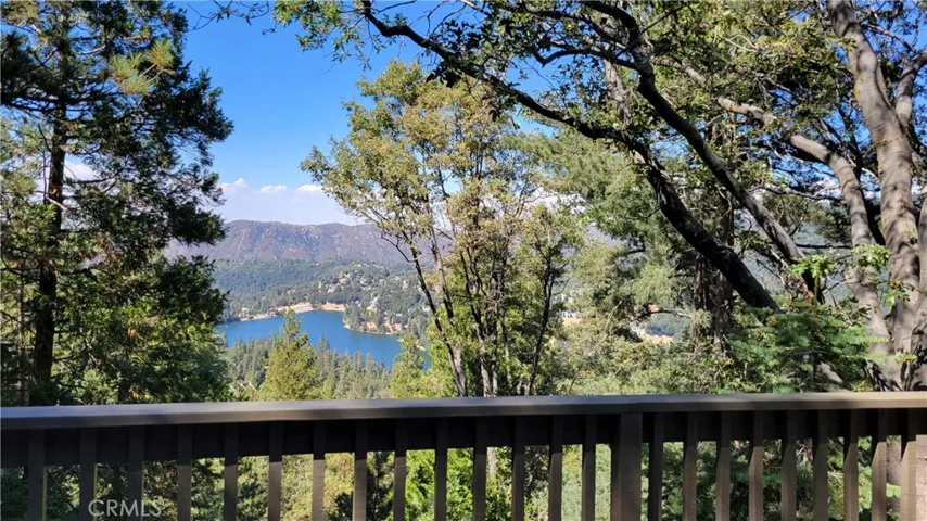 no filter or fancy lenses here! This is your lake view