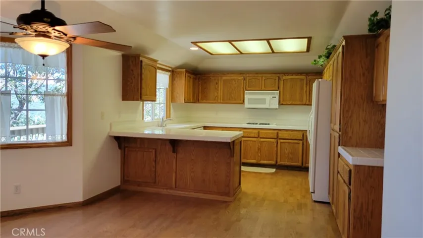 24502 Albrun Drive, Crestline, California 92325
