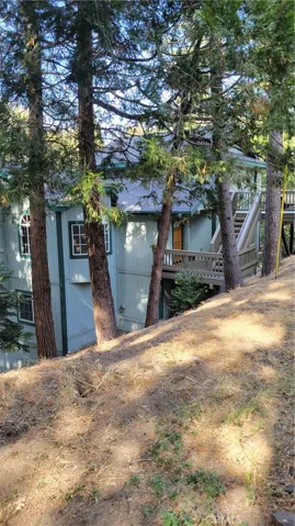 24502 Albrun Drive, Crestline, California 92325