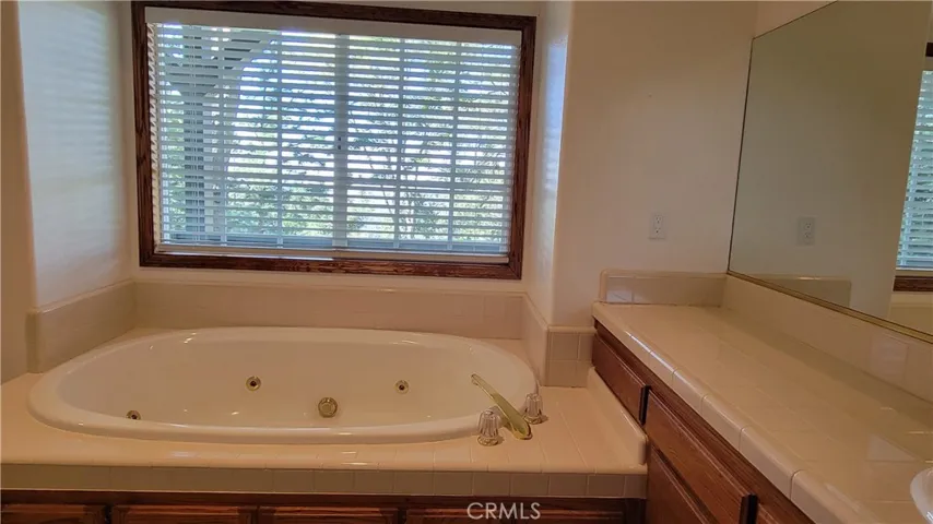 24502 Albrun Drive, Crestline, California 92325