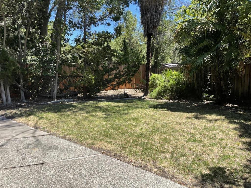 2900 Miles Drive, California home-pic-12