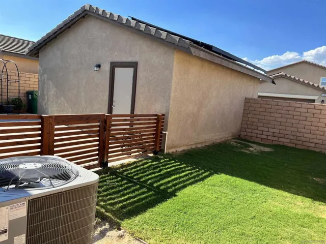 67442 Rio Vista Dr, Cathedral City, California 92234