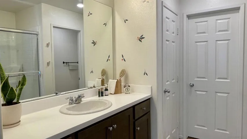 67442 Rio Vista Dr, Cathedral City, California 92234