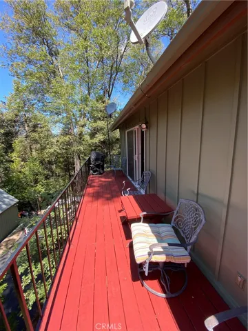 24992 Valle Drive, Crestline, California 92325