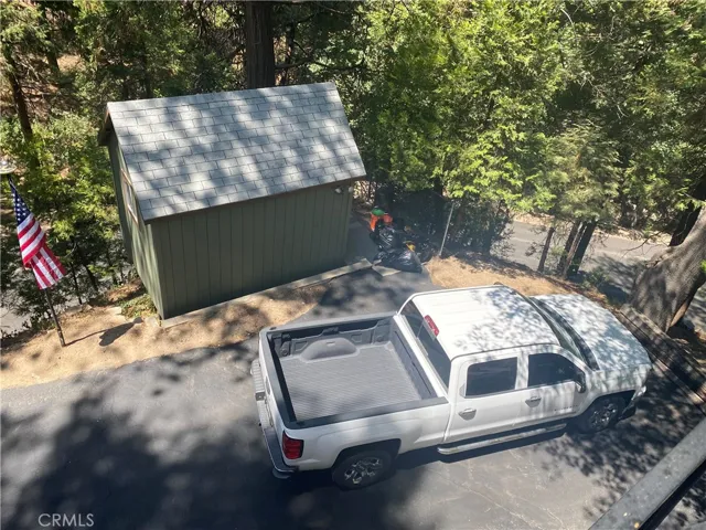 24992 Valle Drive, Crestline, California 92325