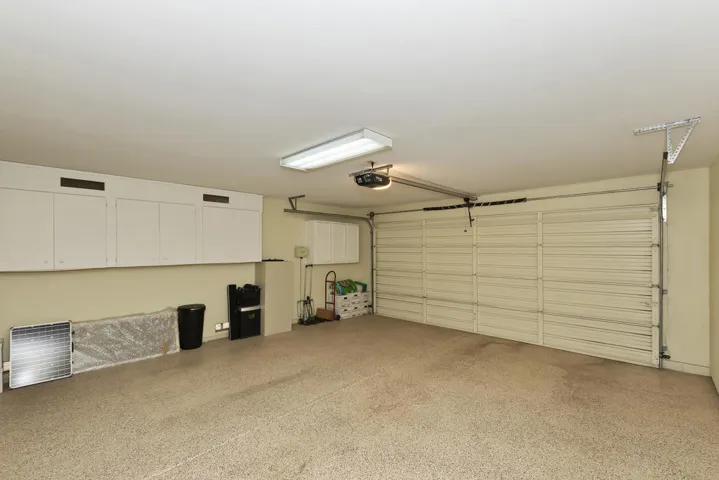 066_Garage