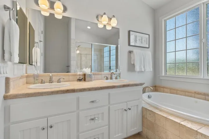 701 H Avenue, Coronado, California 92118