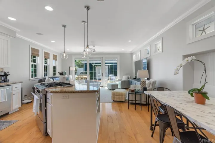 701 H Avenue, Coronado, California 92118