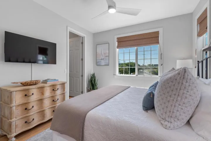 701 H Avenue, Coronado, California 92118