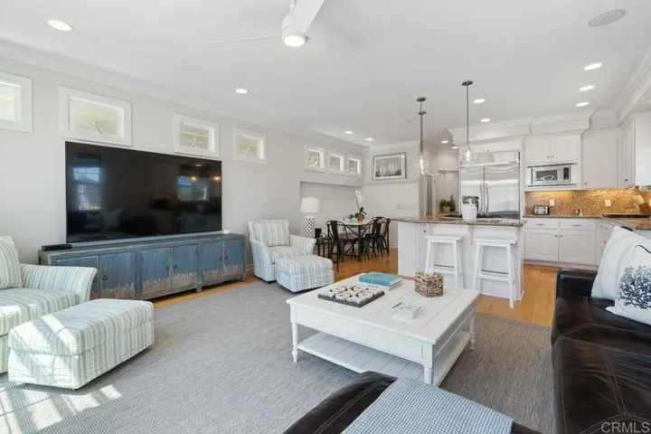701 H Avenue, Coronado, California 92118