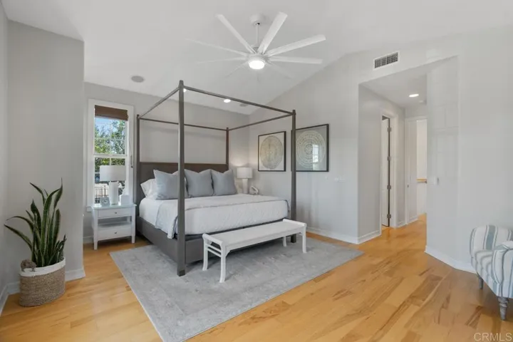 701 H Avenue, Coronado, California 92118