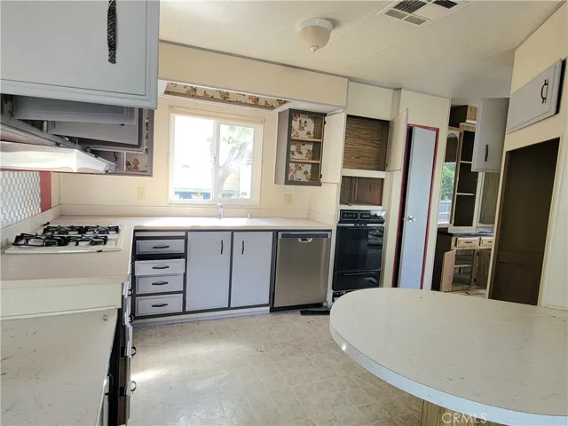 Beautiful Open Kitchen Floor Plan