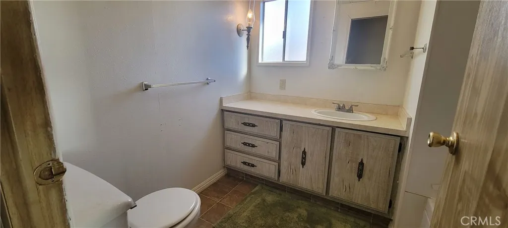 Master bathroom.