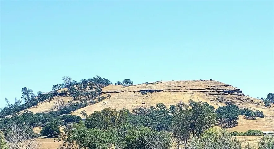 The Amazing Scenic View at the Foothill Park Is Breath-taking.