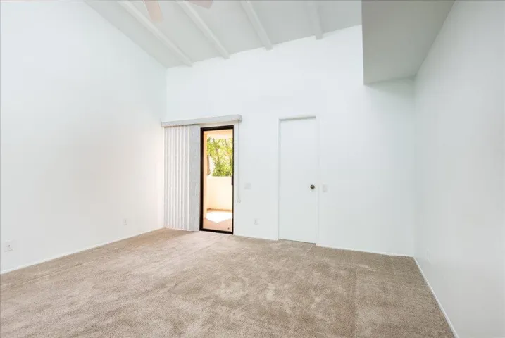 14-2030normandycourt-hr-14