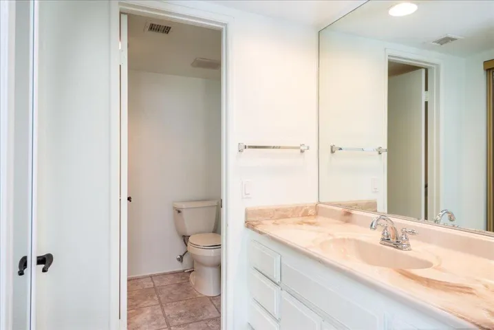 09-2030normandycourt-hr-9