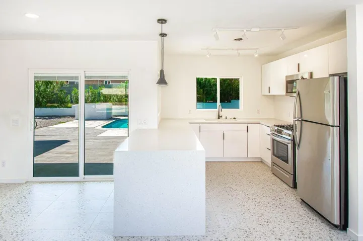 68587 J Street pario view